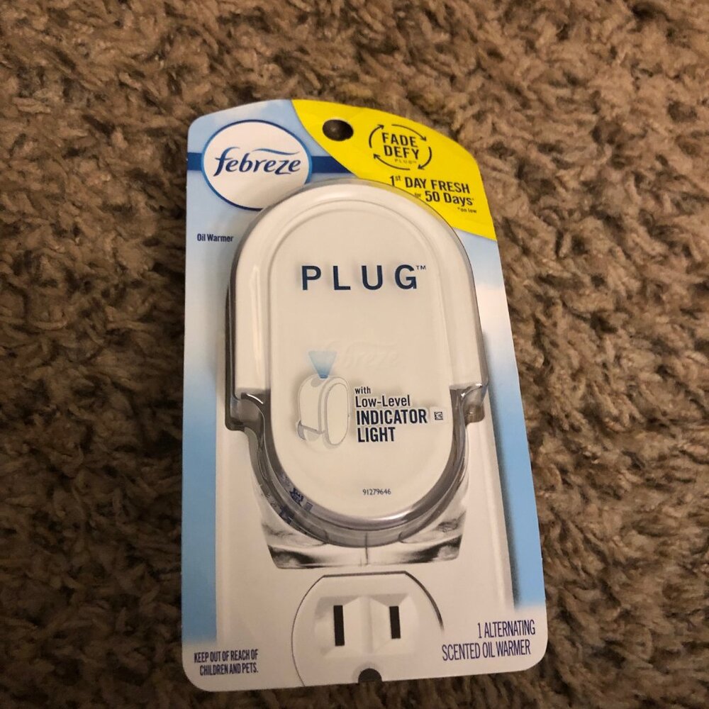 1 - Febreze Plug In Scented Oil Warmer
